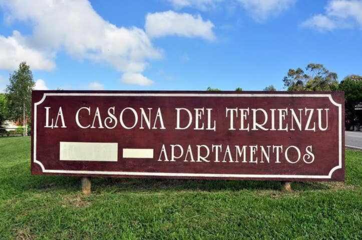 וילאביצ'יוסה Apartamento Familiar Cercano A Playa De Rodiles 3 מראה חיצוני תמונה