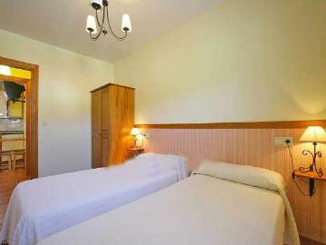 וילאביצ'יוסה Apartamento Familiar Cercano A Playa De Rodiles 3 מראה חיצוני תמונה